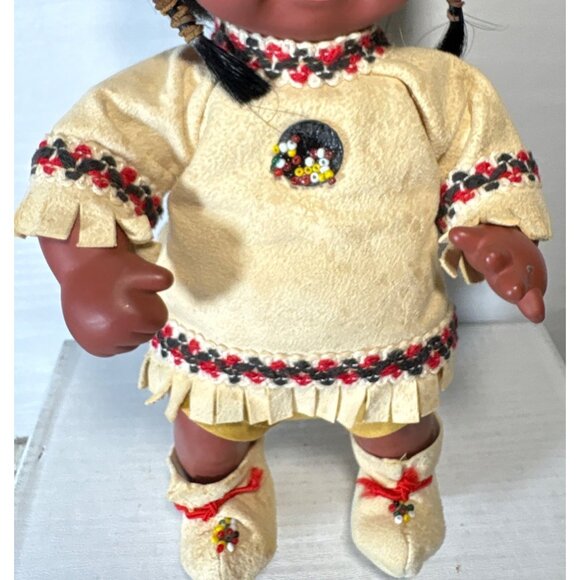 Vtg Regal Toys Native American Indian Dolls Suede Outfits Beaded Access '60s 12" - Picture 9 of 16